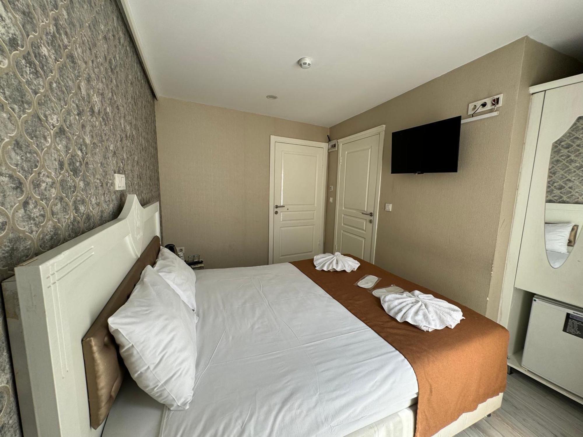 Kupa Hotel Istanbul Exterior photo
